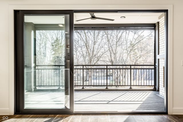 728 Pawnee Road 2N, Carmel, IN 46032