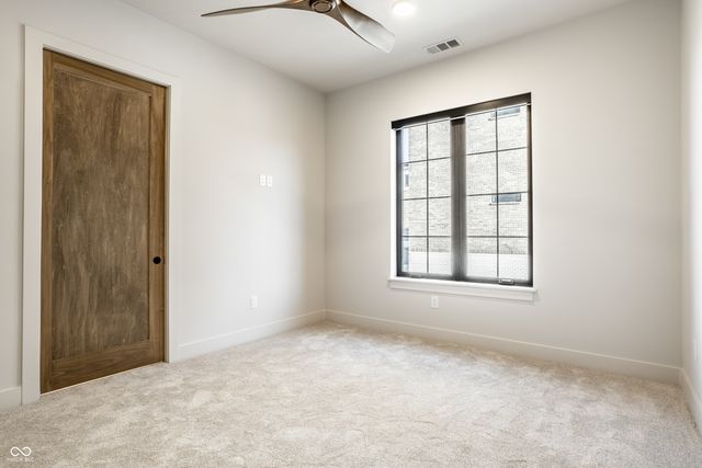 728 Pawnee Road 2N, Carmel, IN 46032