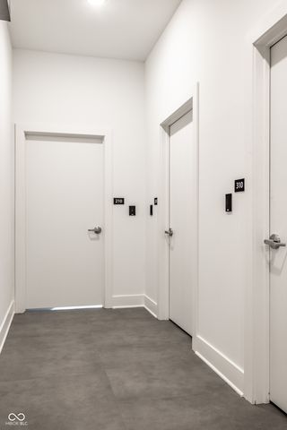 728 Pawnee Road 2N, Carmel, IN 46032