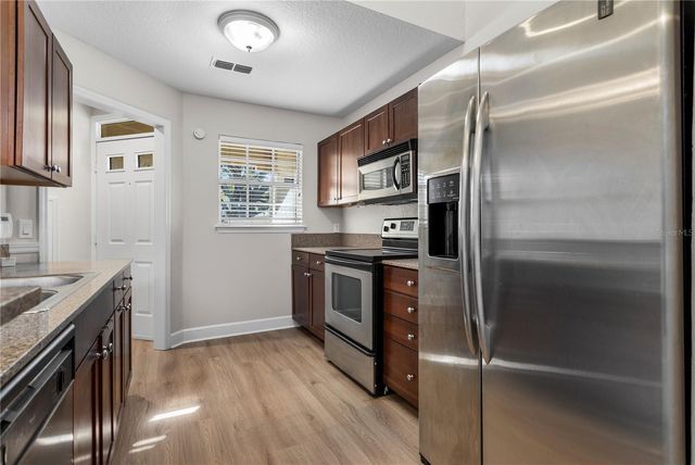 1454 FARRINGDON CIRCLE, Lake Mary, FL 32746