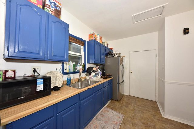 1434 S 3rd STREET, Milwaukee, WI 53204