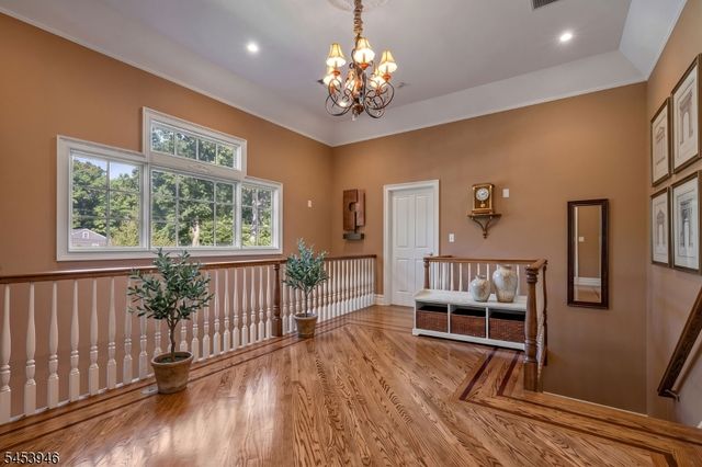 3 Aster Ter, Mendham Boro, NJ 07945