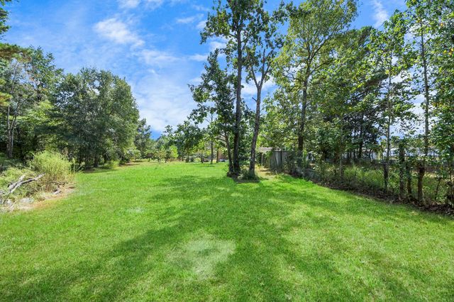 941 Devin Road, Cleveland, TX 77328