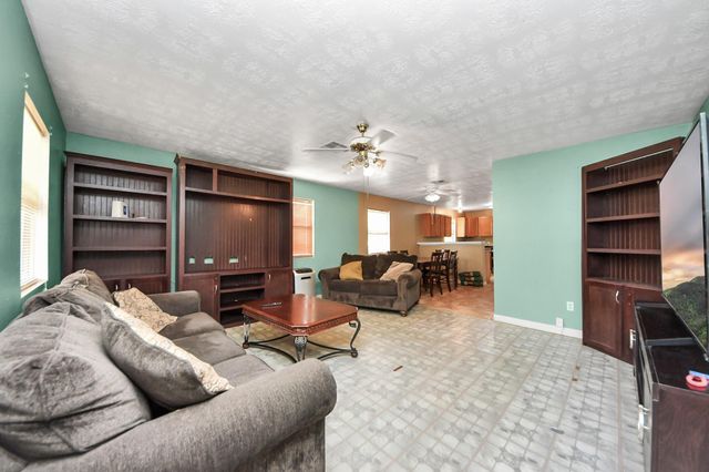 941 Devin Road, Cleveland, TX 77328