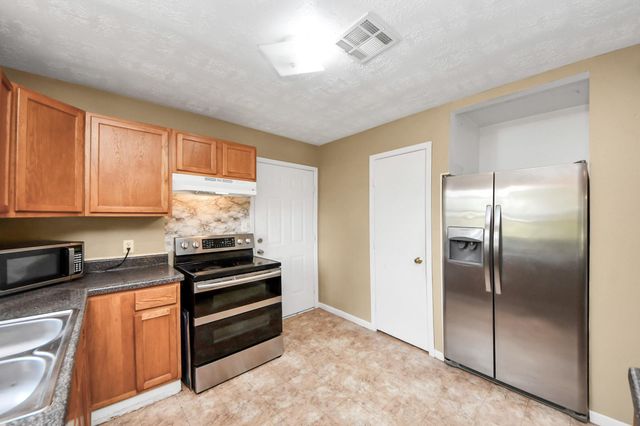 941 Devin Road, Cleveland, TX 77328