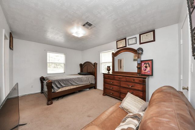 941 Devin Road, Cleveland, TX 77328