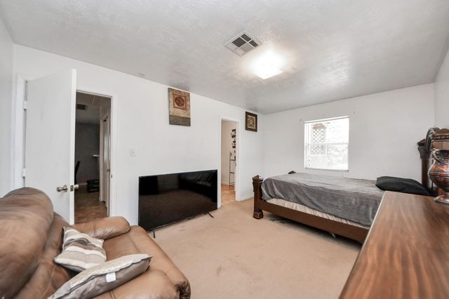 941 Devin Road, Cleveland, TX 77328