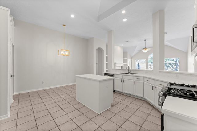 2047 Copperwood Park Lane, Spring, TX 77386