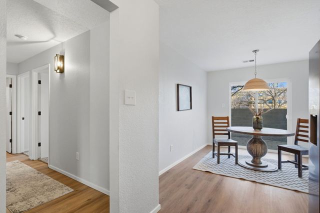 2910 Quail Pointe Drive NW, Albuquerque, NM 87120