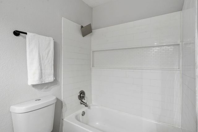 2910 Quail Pointe Drive NW, Albuquerque, NM 87120