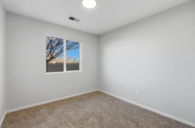 2910 Quail Pointe Drive NW, Albuquerque, NM 87120