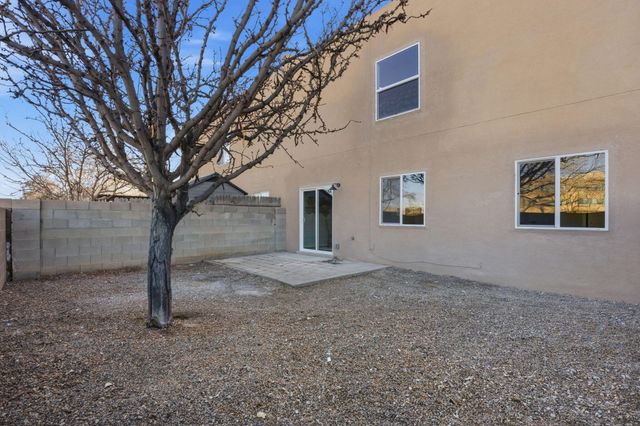 2910 Quail Pointe Drive NW, Albuquerque, NM 87120