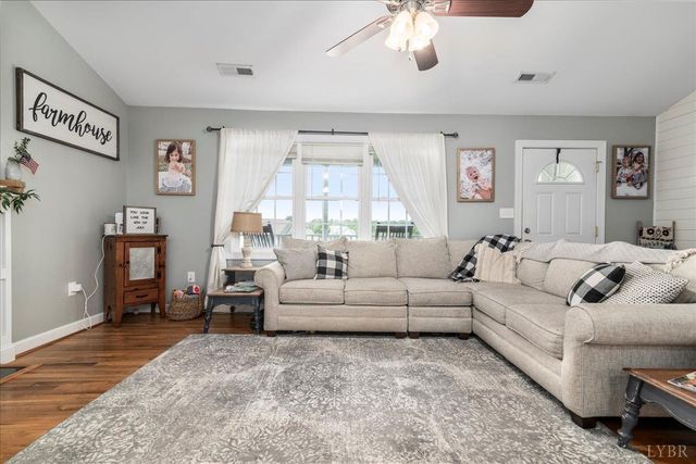 24 Trotter Lane, Concord, VA 24538