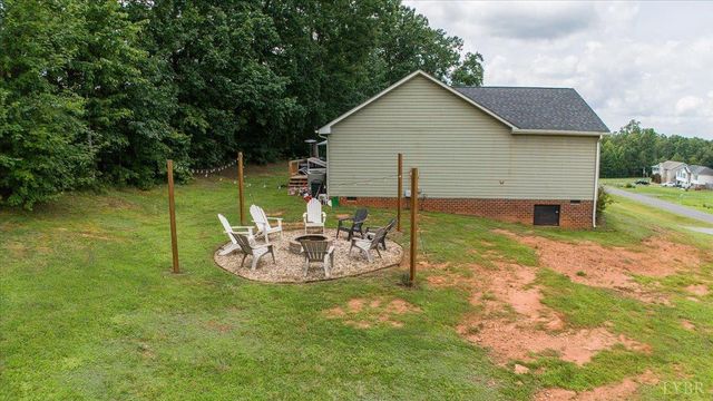 24 Trotter Lane, Concord, VA 24538