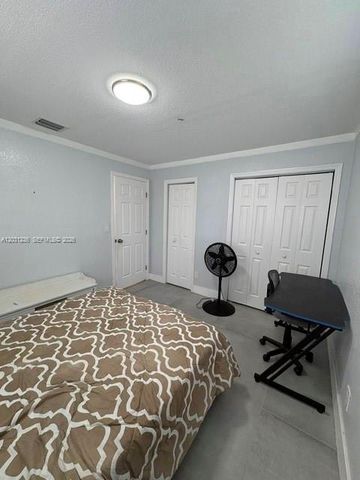 300 SW 8th Avenue, Florida City, FL 33034