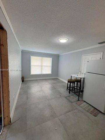 300 SW 8th Avenue, Florida City, FL 33034