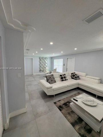 300 SW 8th Avenue, Florida City, FL 33034