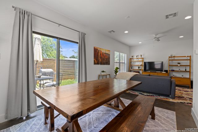 210 Utah St Unit 701, San Antonio, TX 78210