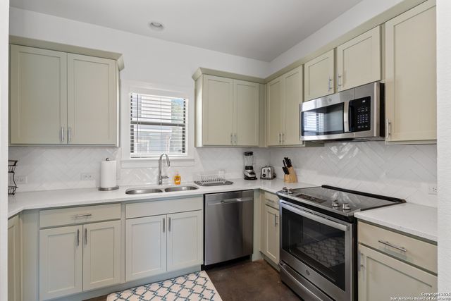 210 Utah St Unit 701, San Antonio, TX 78210