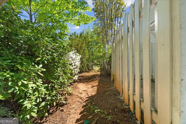 1543 Planters Ridge Lane, Alpharetta, GA 30004