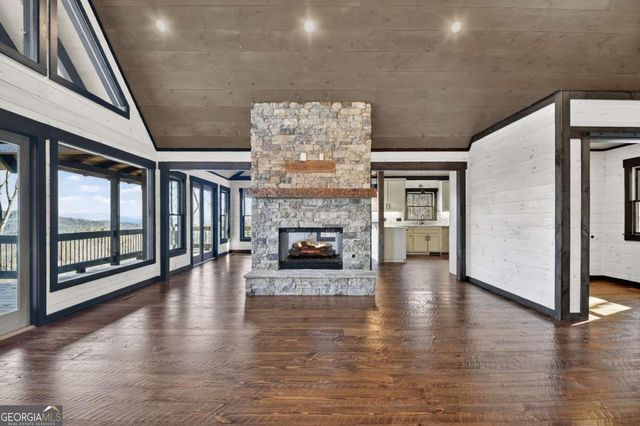 187 Mahoosec Trail, Mineral Bluff, GA 30559