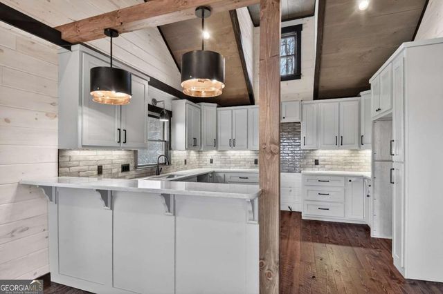 187 Mahoosec Trail, Mineral Bluff, GA 30559