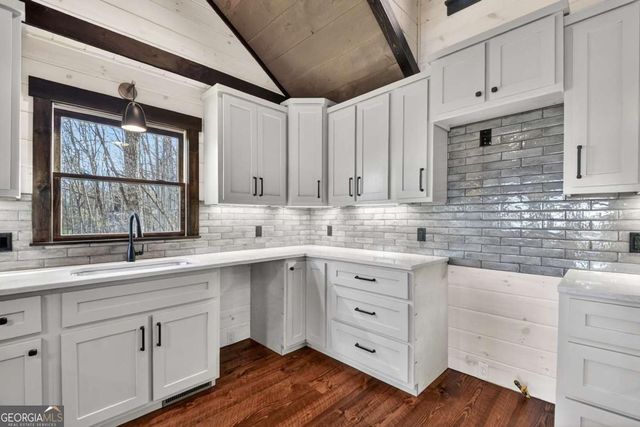 187 Mahoosec Trail, Mineral Bluff, GA 30559