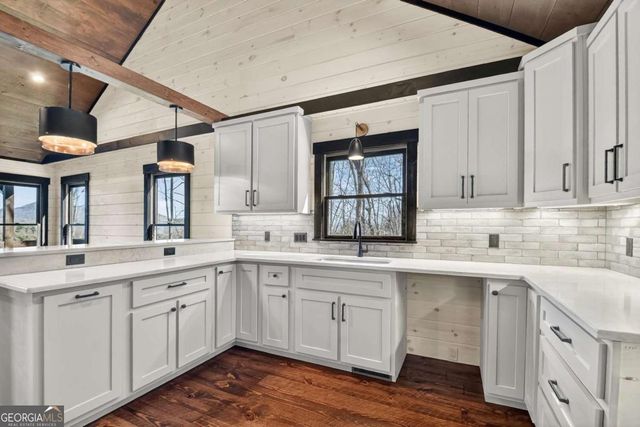 187 Mahoosec Trail, Mineral Bluff, GA 30559