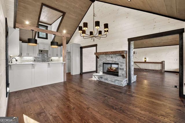 187 Mahoosec Trail, Mineral Bluff, GA 30559