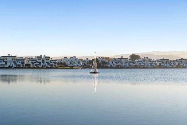 104 E Court Lane, Foster City, CA 94404