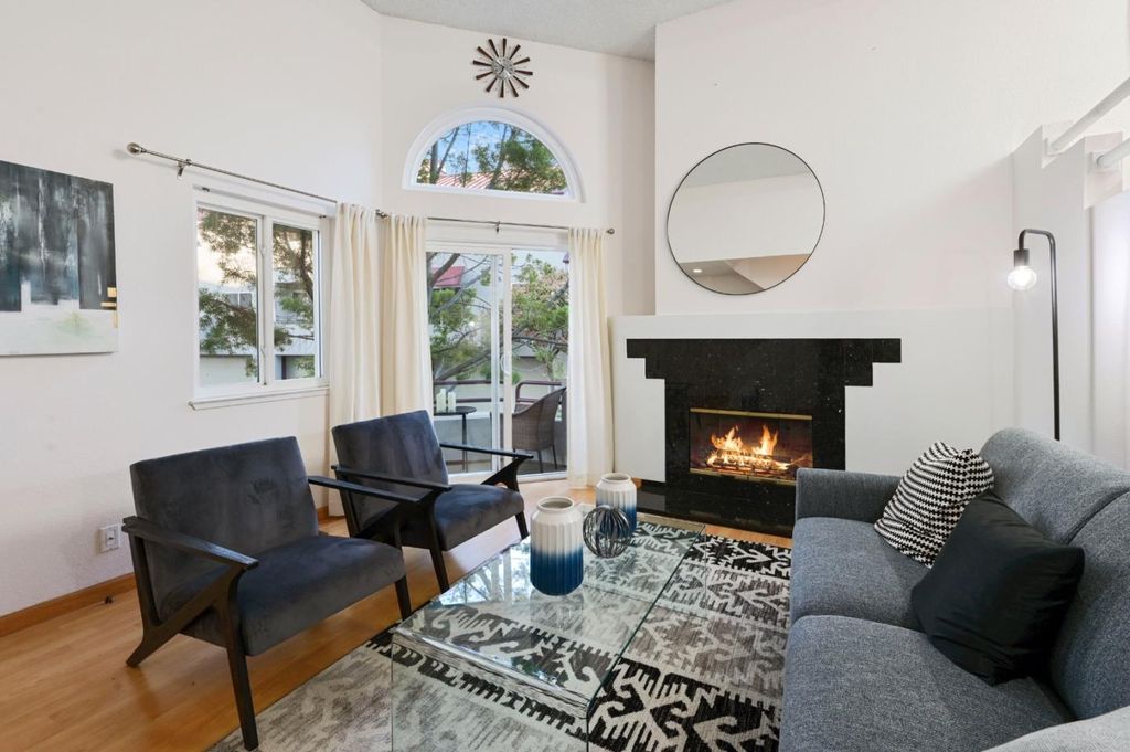 104 E Court Lane, Foster City, CA 94404