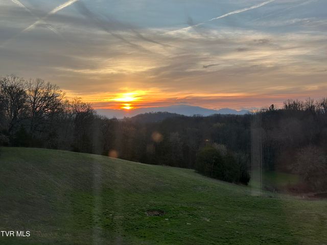 411 Saint James Road, Greeneville, TN 37743