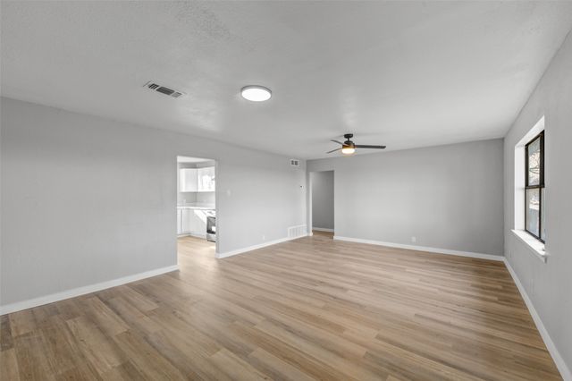 220 Coyote Trail, Rhome, TX 76078