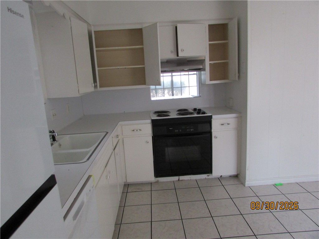 313 & 315 Oleander Ave, Corpus Christi, TX 78404 — photo 5