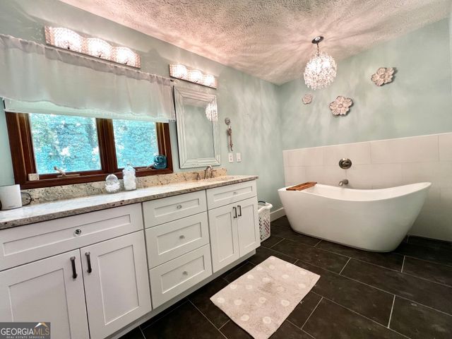 5611 High Harbor Court, Gainesville, GA 30504