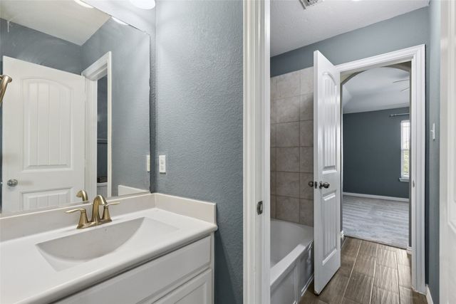 14740 Rocky Face Lane, Fort Worth, TX 76052