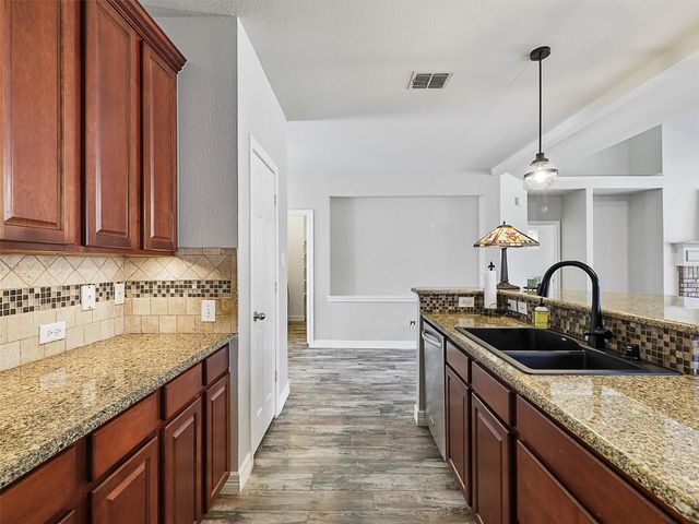 2428 Windgate Lane, Frisco, TX 75033