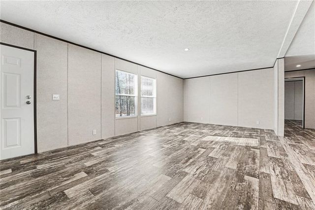 172 Lester Drive, Lexington, NC 27292