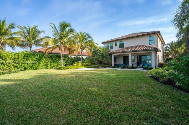 8725 Parkland Bay Drive, Parkland, FL 33076