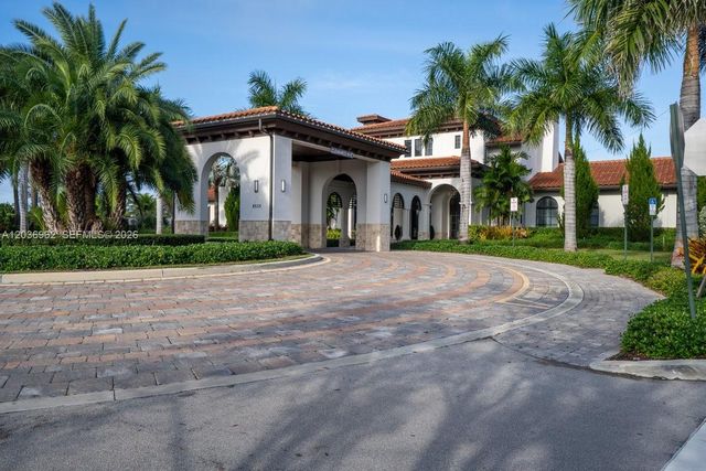 8725 Parkland Bay Drive, Parkland, FL 33076