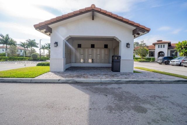 8725 Parkland Bay Drive, Parkland, FL 33076