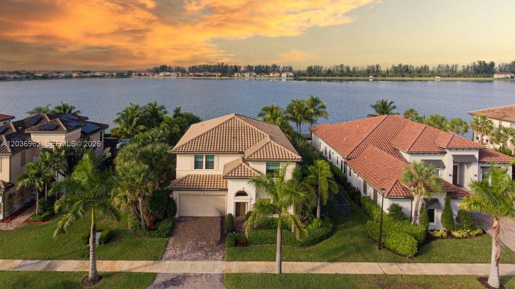 8725 Parkland Bay Drive, Parkland, FL 33076