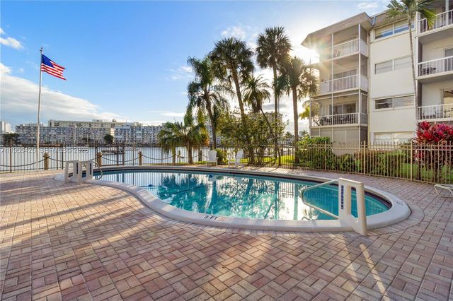 2200 Diana Dr 205, Hallandale Beach, FL 33009