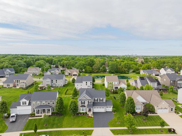 1926 Sulton Court, Grove City, OH 43123
