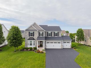 1926 Sulton Court, Grove City, OH 43123