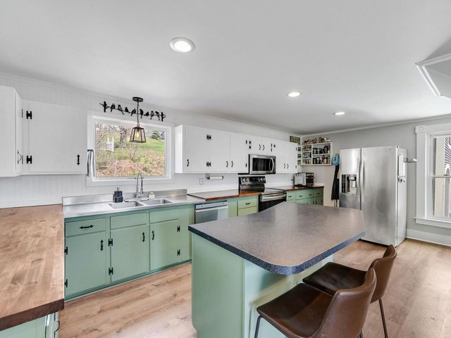 89 Richardson Road, Barre Town, VT 05641