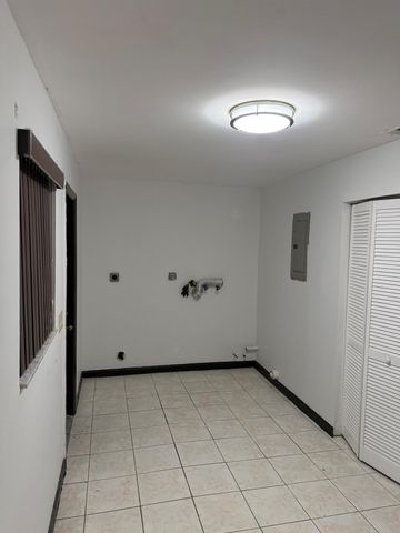 429 NW 15th Avenue, Fort Lauderdale, FL 33311