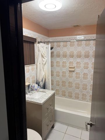 429 NW 15th Avenue, Fort Lauderdale, FL 33311