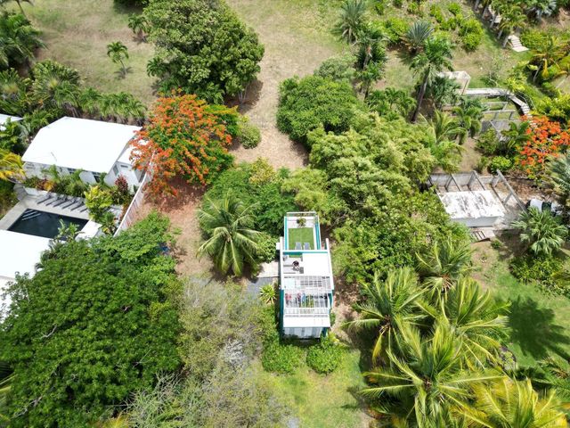 299 BRAVOS DE BOSTON, Vieques, PR 00765