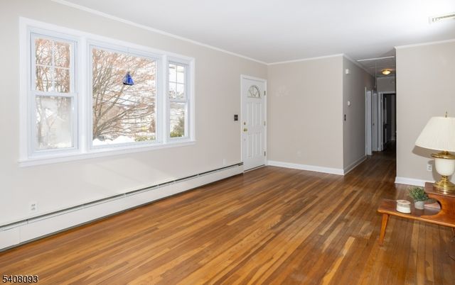 12 Rockaway Ave, Rockaway Boro, NJ 07866